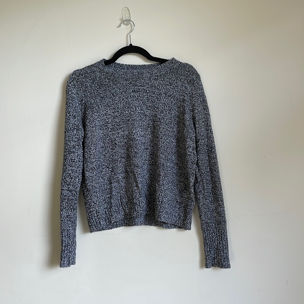 Small H&M sweater black and white knit